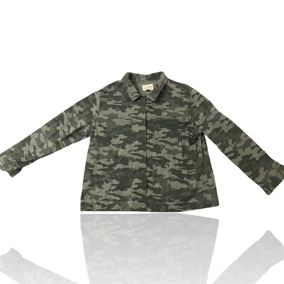 Universal Thread XXL Camo Jacket - Picture 2 of 8